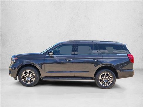 New 2026 Ford Expedition Active RWD image 5