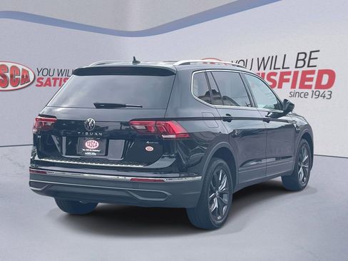 Used 2022 Volkswagen Tiguan SE R-Line image 6