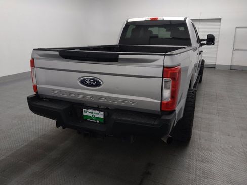Used 2018 Ford F350 XL image 7
