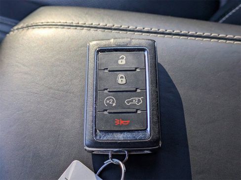 Used 2021 Jeep Grand Cherokee L Overland w/ Advanced Protech Group III image 31