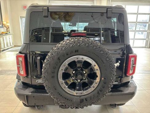 Certified 2023 Ford Bronco Badlands image 4