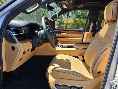 New 2024 Jeep Grand Wagoneer L Series III w/ Rear Seat Video Group 1 image 10