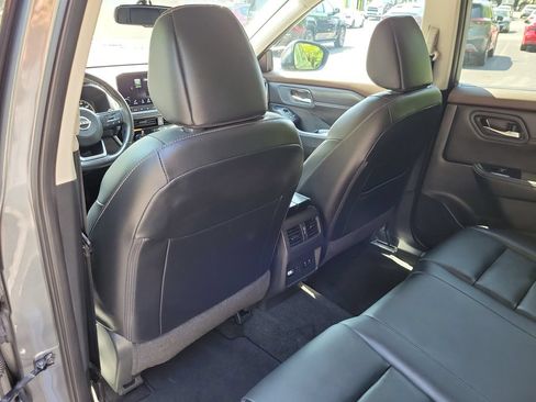 Used 2023 Nissan Rogue SL w/ SL Premium Package AWD/4WD image 15
