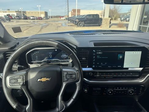 Used 2022 Chevrolet Silverado 1500 LTZ image 15