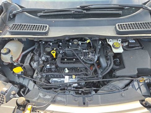 Used 2019 Ford Escape SE image 31