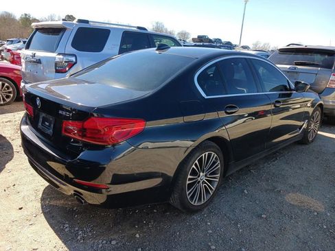 Used 2019 BMW 530i xDrive w/ Convenience Package image 3