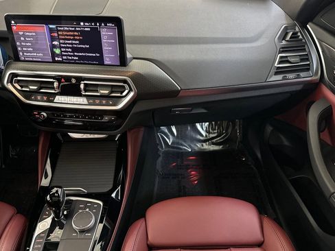 Used 2023 BMW X4 xDrive30i w/ M Sport Package image 29