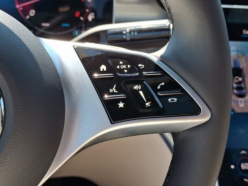 Certified 2026 Mercedes-Benz C 300 4MATIC Sedan image 21