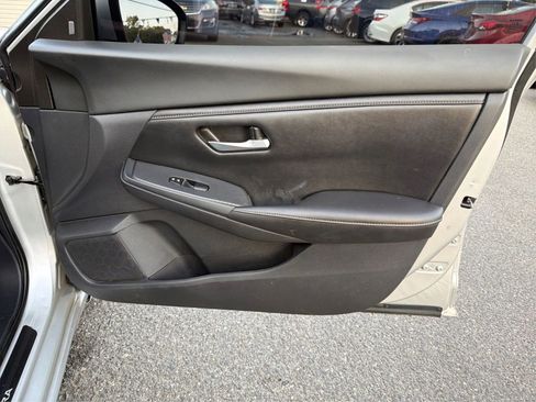 Used 2022 Nissan Sentra SV w/ All-Weather Package FWD image 23
