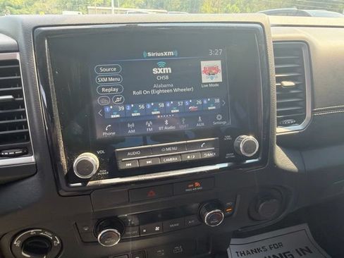 Used 2022 Nissan Frontier SV w/ Technology Package AWD/4WD image 14