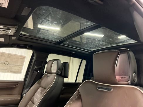 New 2026 GMC Yukon XL Denali Ultimate w/ LPO, Floor Liner Package AWD/4WD image 28
