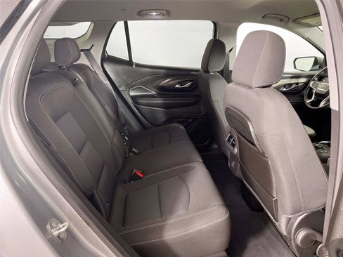 Used 2024 GMC Terrain SLE w/ Driver Convenience Package image 25