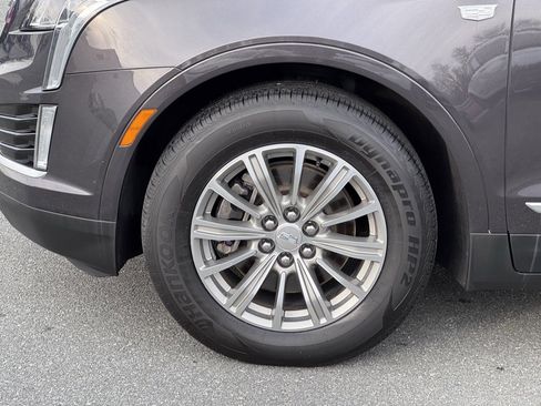 Used 2018 Cadillac XT5 Luxury w/ Driver Awareness Package image 35