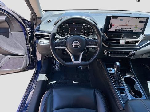 Used 2023 Nissan Altima 2.5 SR w/ SR Premium Package AWD/4WD image 24
