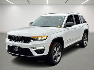 Used 2023 Jeep Grand Cherokee Limited w/ Trailer Tow Prep Group (B) video 1