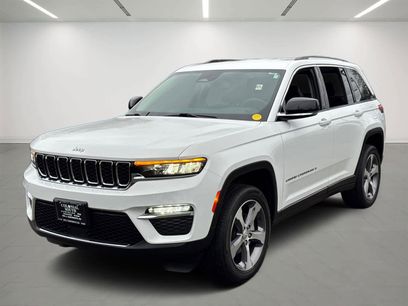 Used 2023 Jeep Grand Cherokee Limited w/ Trailer Tow Prep Group (B)