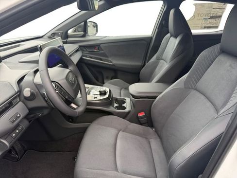 New 2026 Toyota C-HR w/ Cold Weather Package image 10