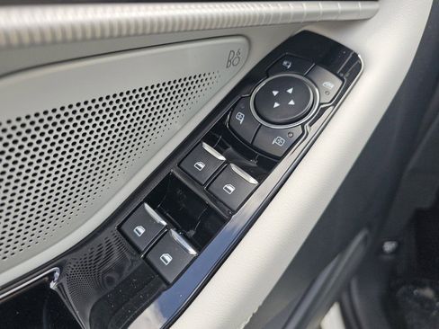 New 2026 Ford Explorer Platinum image 29