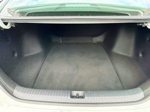 Used 2025 Honda Accord LX image 24