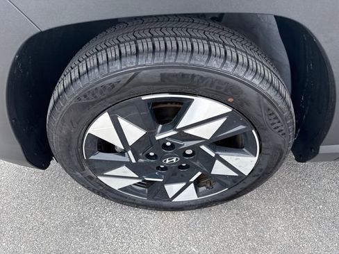 Certified 2025 Hyundai Kona SEL image 37