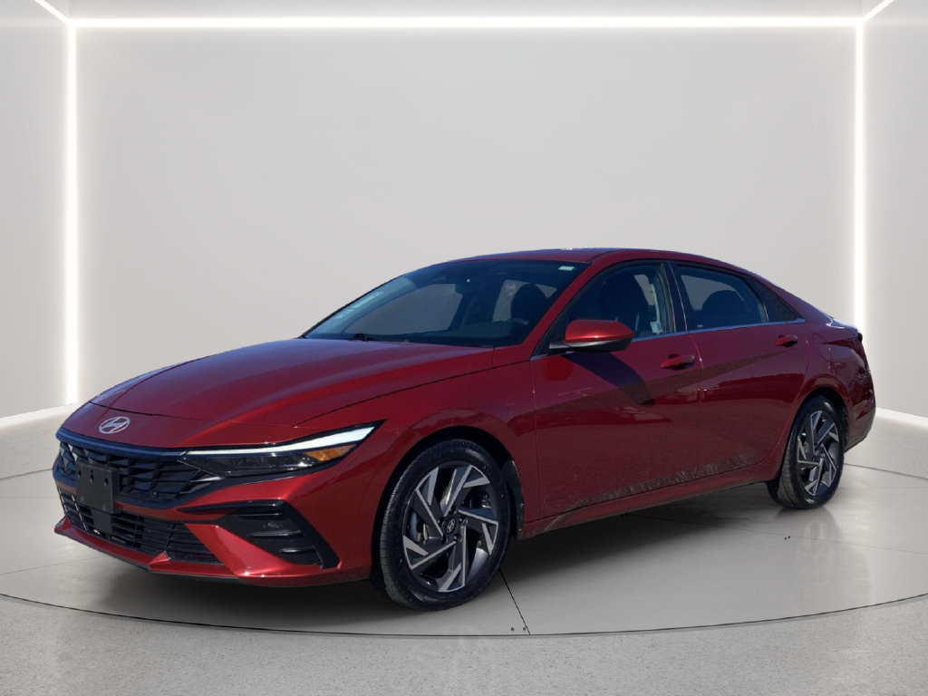 Used 2025 Hyundai Elantra SEL FWD image 1