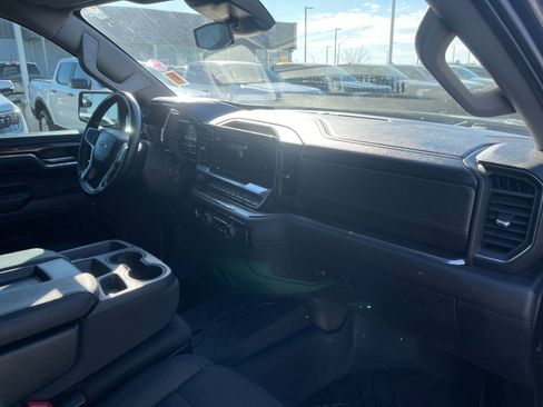 Used 2023 Chevrolet Silverado 1500 RST w/ Redline Edition image 17