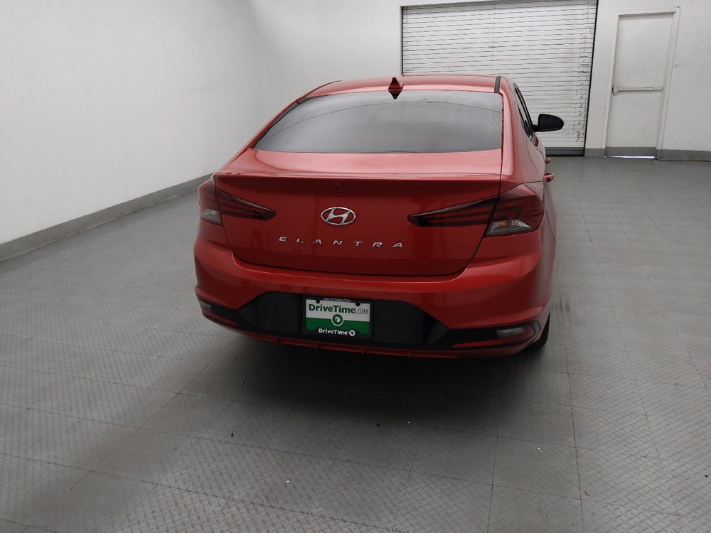 Used 2020 Hyundai Elantra SEL FWD image 7