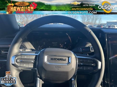 Used 2025 GMC Yukon XL Denali image 16