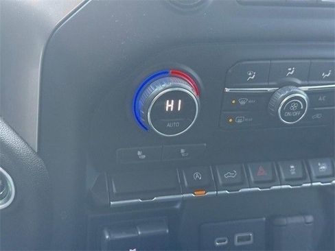 Used 2020 Chevrolet Silverado 1500 LT w/ All-Star Edition image 21