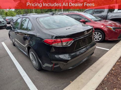 Used 2020 Toyota Corolla LE FWD image 5