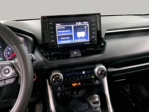 Used 2020 Toyota RAV4 XLE w/ All Weather Liner Package AWD/4WD image 7