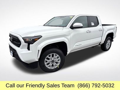 New 2025 Toyota Tacoma SR5