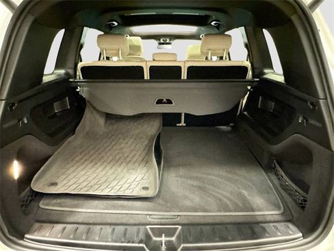 Certified 2025 Mercedes-Benz GLB 250 4MATIC image 28