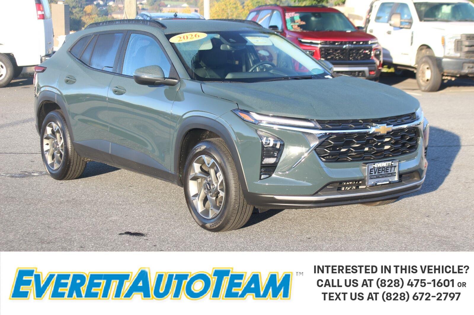 Used 2026 Chevrolet Trax LT w/ Driver Confidence Package FWD image 1