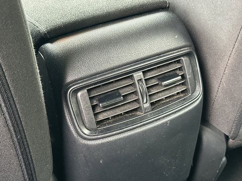 Used 2020 Honda CR-V LX image 16