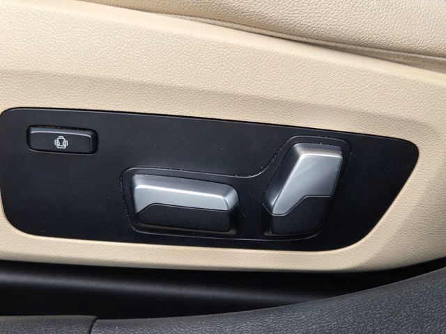 Used 2020 BMW 330i Sedan RWD image 22