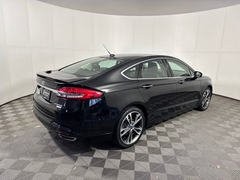 Used 2017 Ford Fusion Titanium AWD/4WD image 5