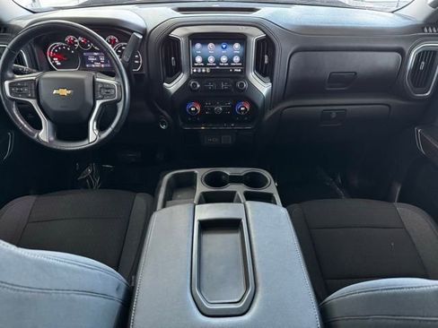 Certified 2022 Chevrolet Silverado 1500 LT image 9