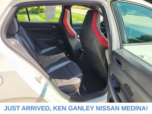 Used 2024 Volkswagen GTI SE FWD image 19