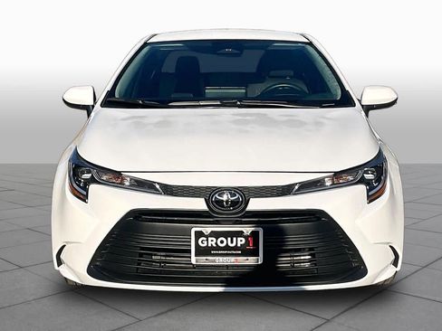 Used 2026 Toyota Corolla LE FWD image 4