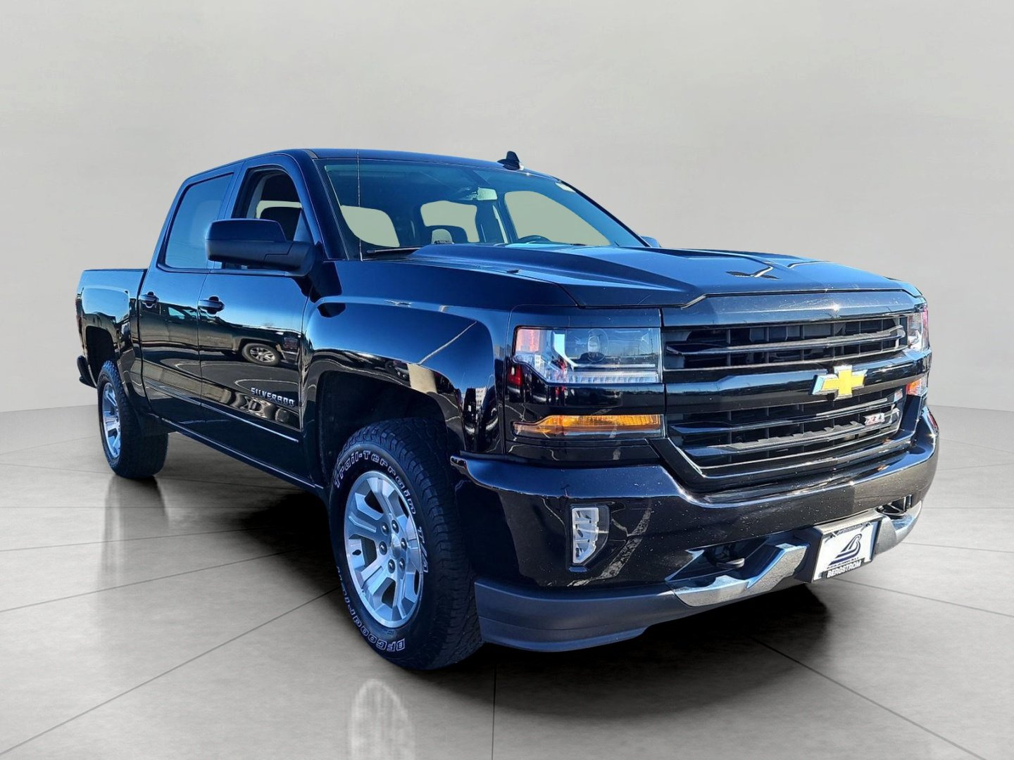 Used 2018 Chevrolet Silverado 1500 LT w/ All Star Edition AWD/4WD image 1