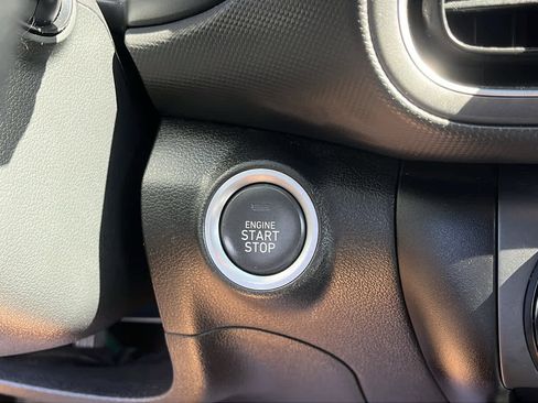 Used 2023 Hyundai Kona SEL AWD/4WD image 19