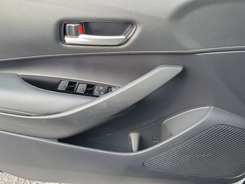 Used 2022 Toyota Corolla SE FWD image 16