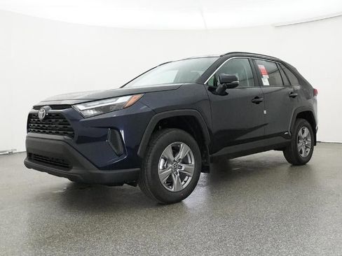 New 2025 Toyota RAV4 XLE image 17