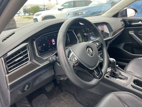 Used 2020 Volkswagen Jetta SEL Premium FWD image 12