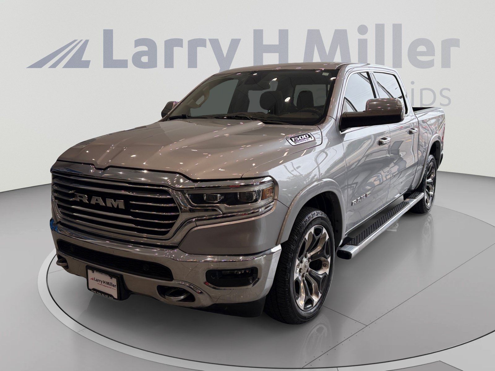 Used 2019 RAM 1500 Limited w/ Trailer Tow Group AWD/4WD image 1