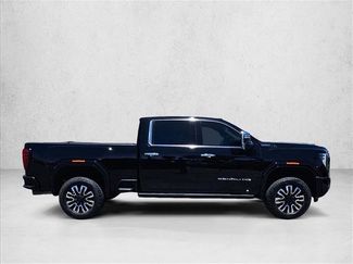 Used 2024 GMC Sierra 3500 Denali Ultimate AWD/4WD video 4