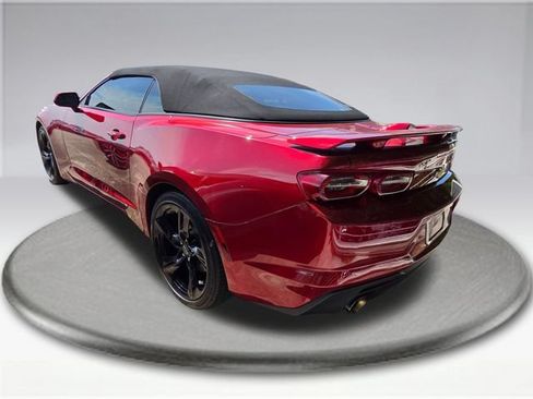 Used 2023 Chevrolet Camaro LT RWD image 7
