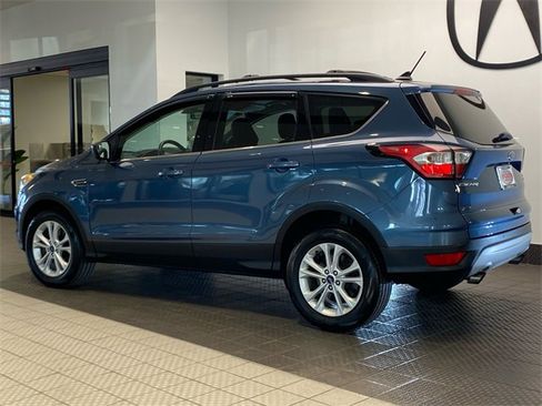 Used 2018 Ford Escape SEL image 4