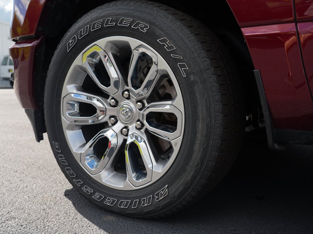 Used 2023 RAM 1500 Laramie AWD/4WD image 34